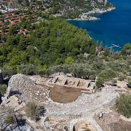 Amos Stone House - Sea View - Private Cove Access Semesterbostad
